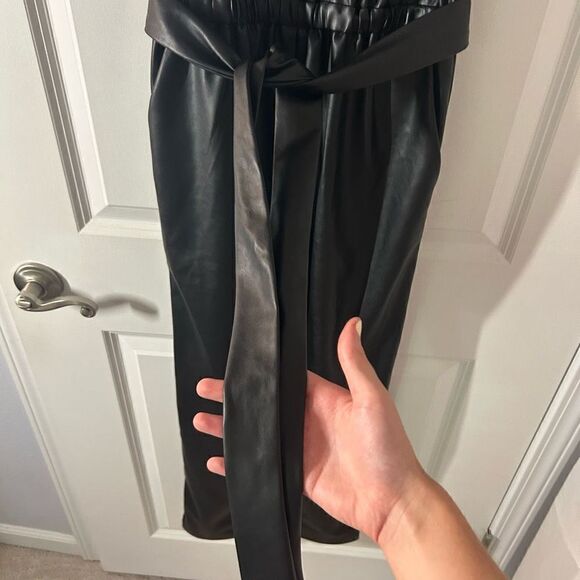 Women’s Black Faux Leather Sleeveless Jumper - Picture 2 of 5